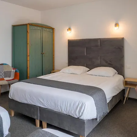 Hotell Les Tilleuls De Pareloup A Salles-Curan