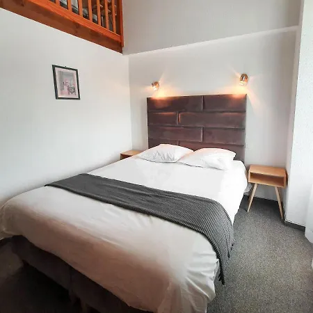 Hotel Les Tilleuls De Pareloup A