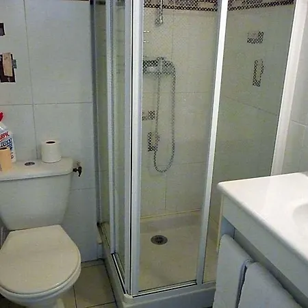 Hotel Les Tilleuls De Pareloup A 2*