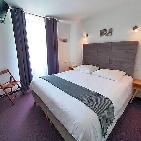 Les Tilleuls De Pareloup A Hotel Salles-Curan
