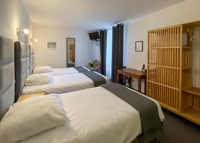 Hotel Les Tilleuls De Pareloup à